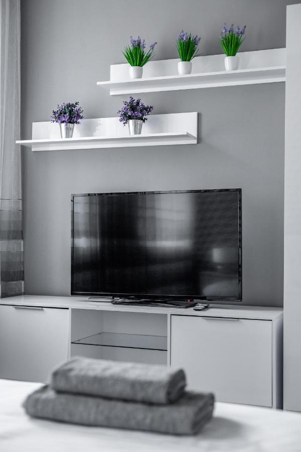 Apartment On Lesya Ukrainka Lviv Exterior foto